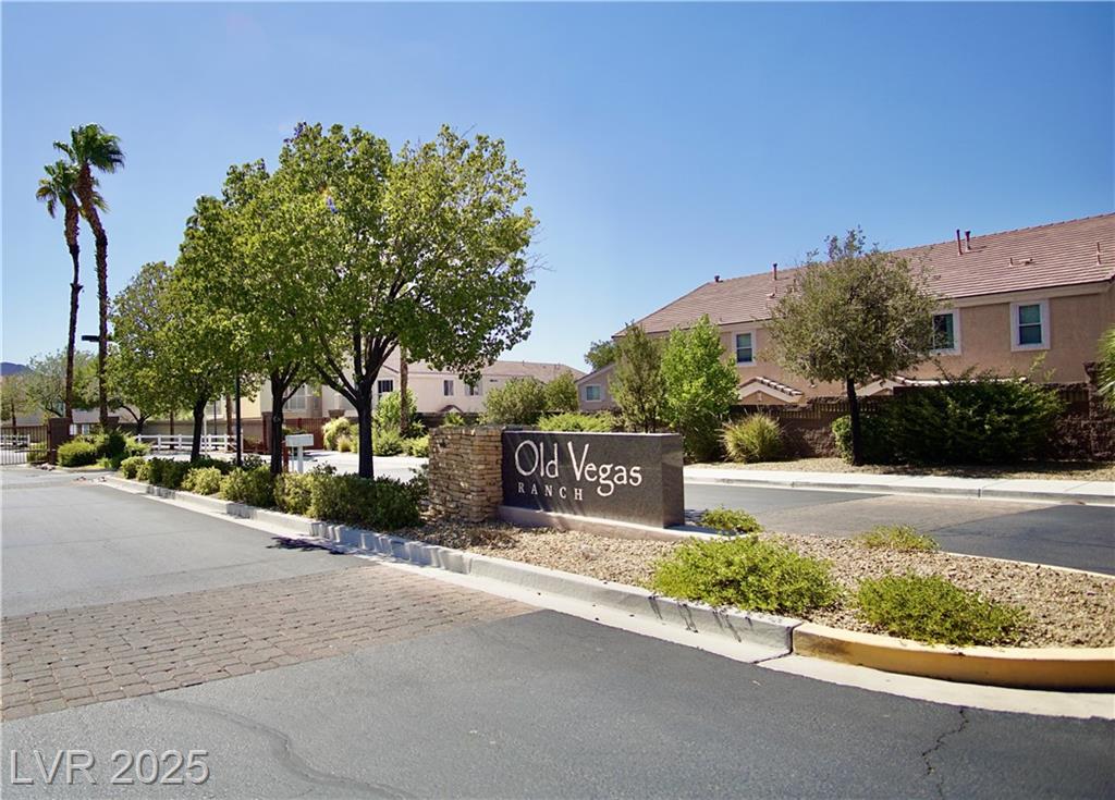 2567 Land Rush DR
