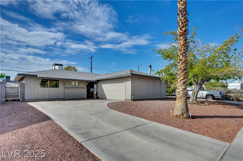 5621 Balzar AVE