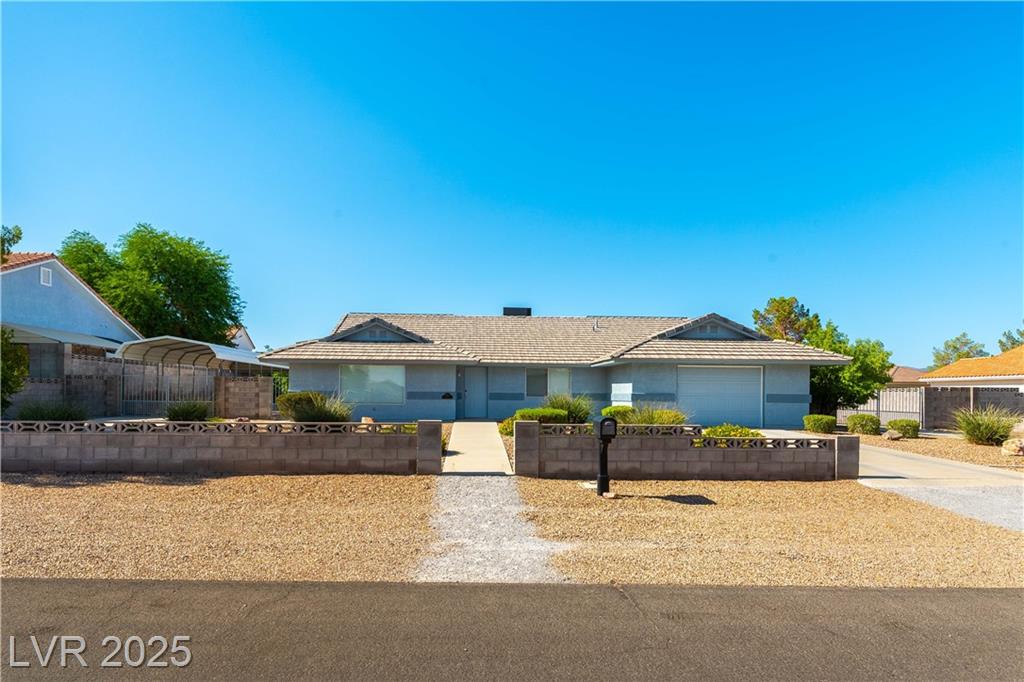 1581 Latigo DR