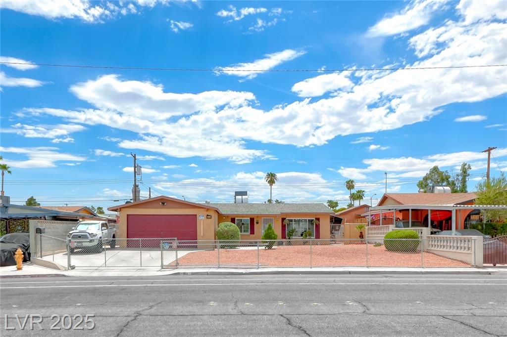 861 Hacienda AVE