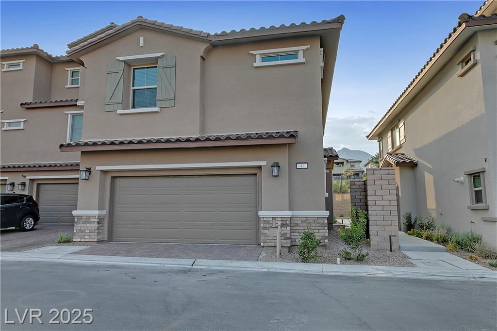41 Lomita Heights DR