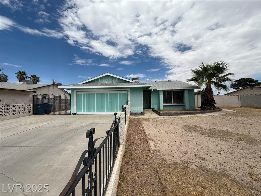 2206 Sunnyslope AVE