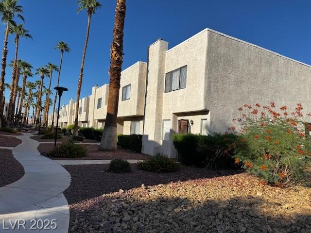 2695 Aracatuba AVE