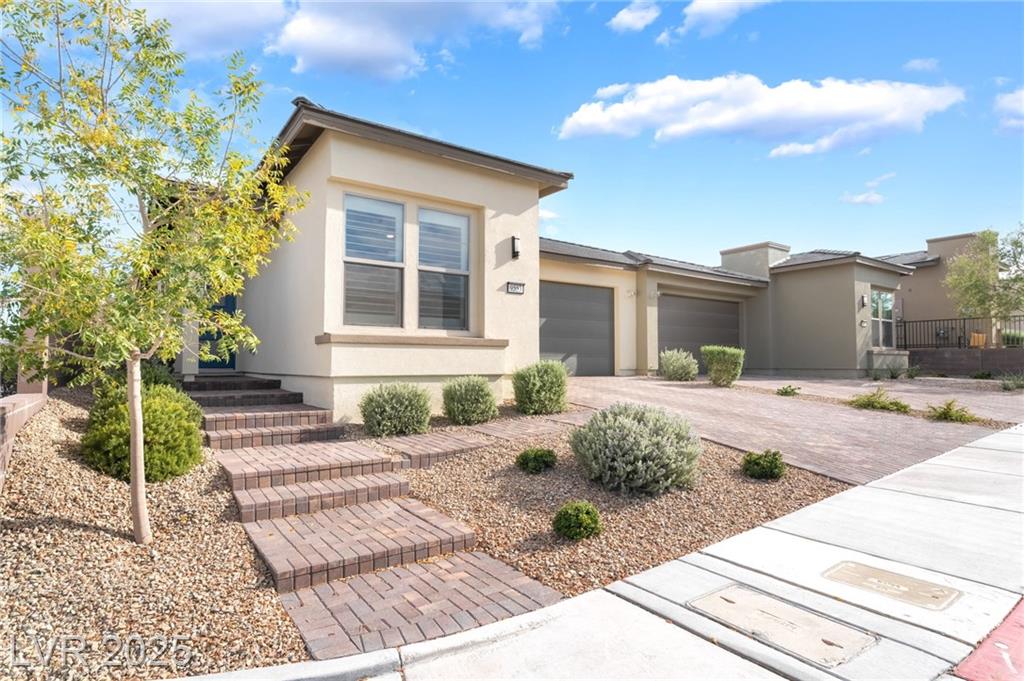 9553 Jadeite LN