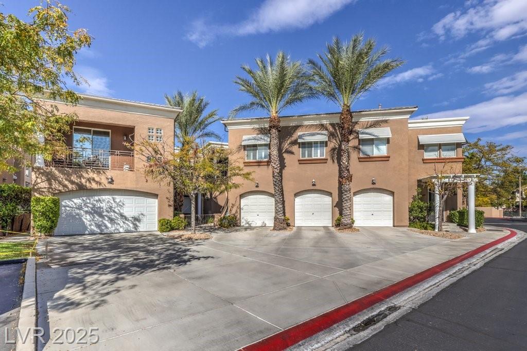 805 Dana Hills CT