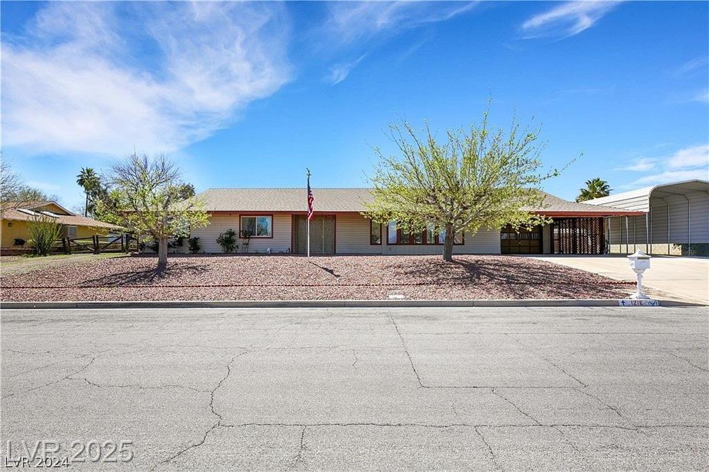 121 Rancho DR