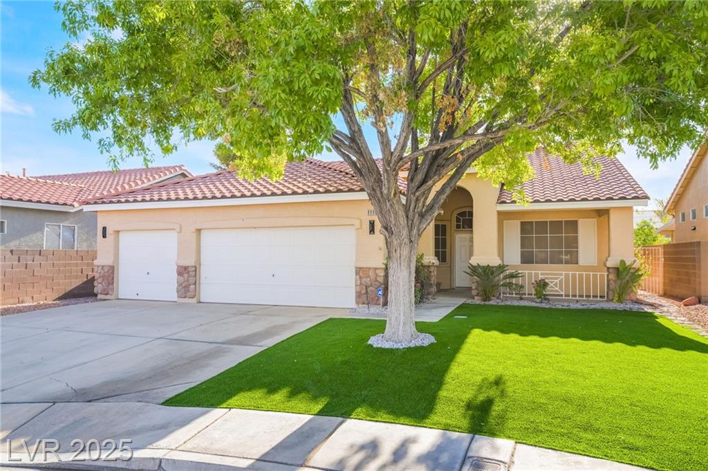 8880 Star Valley CT