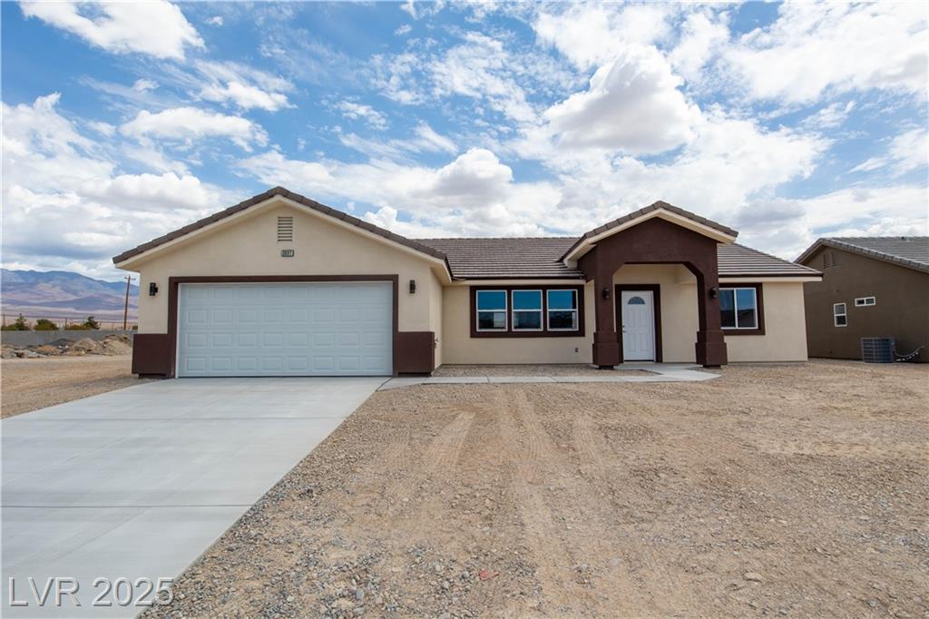 3897 Mayfield Ranch RD