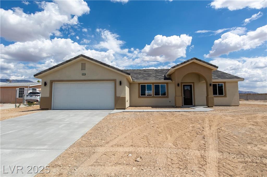 3925 Mayfield Ranch RD
