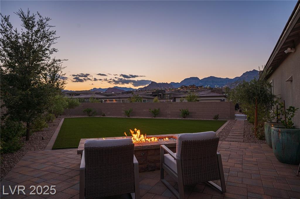 936 Mayfield Manor LN
