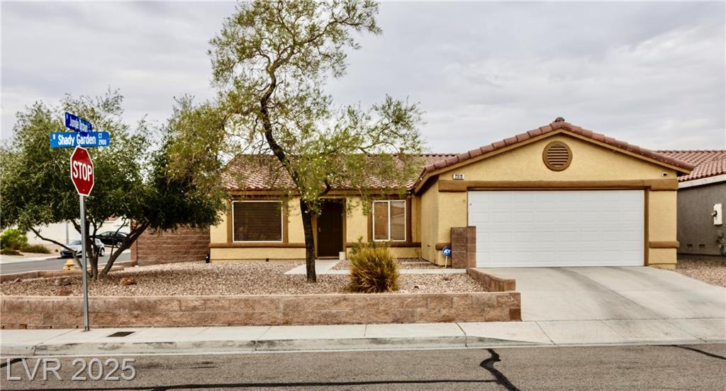 2913 Shady Garden CT