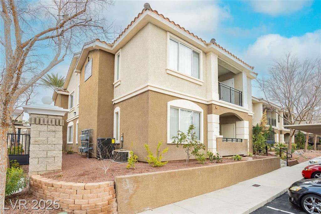 2900 Sunridge Heights PKWY