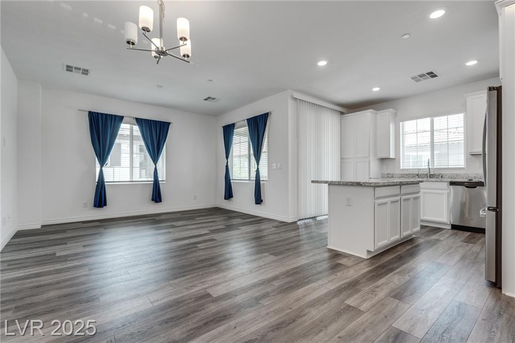 20 Barbara LN