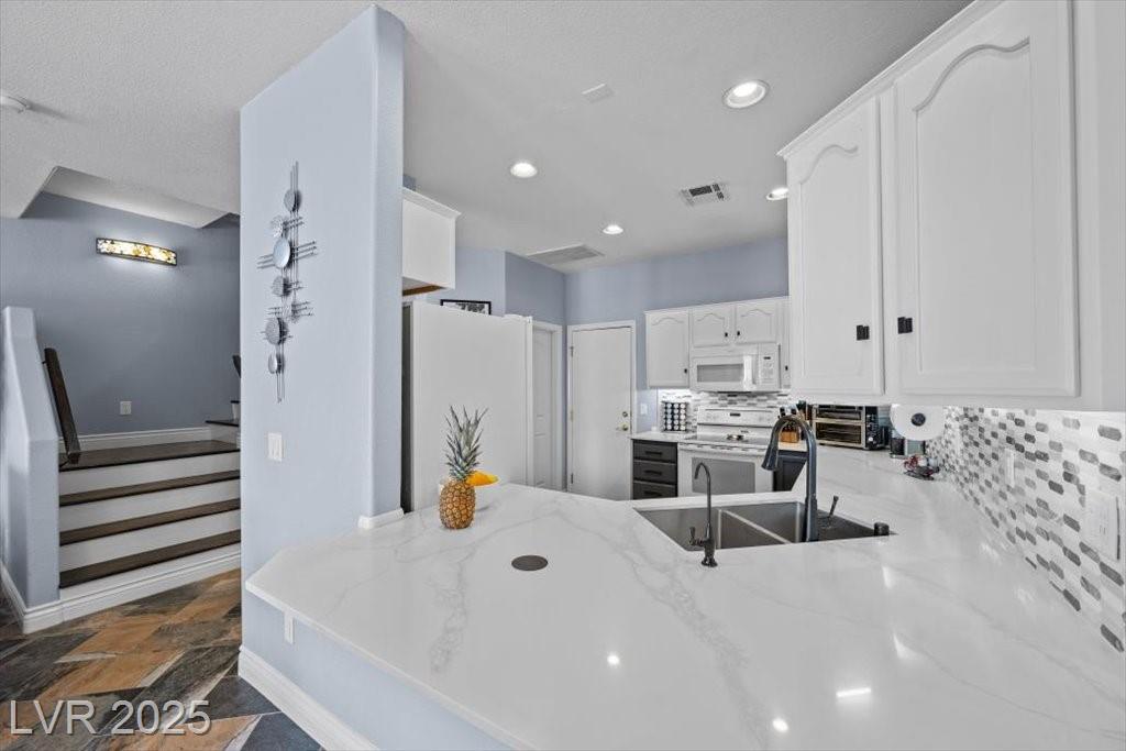 262 Big Horn DR