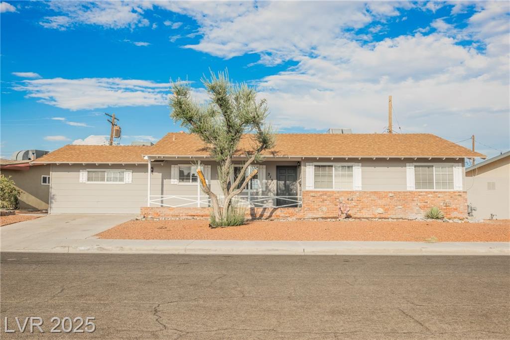 2101 LAS FLORES ST