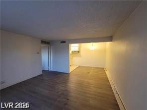 615 Royal Crest CIR
