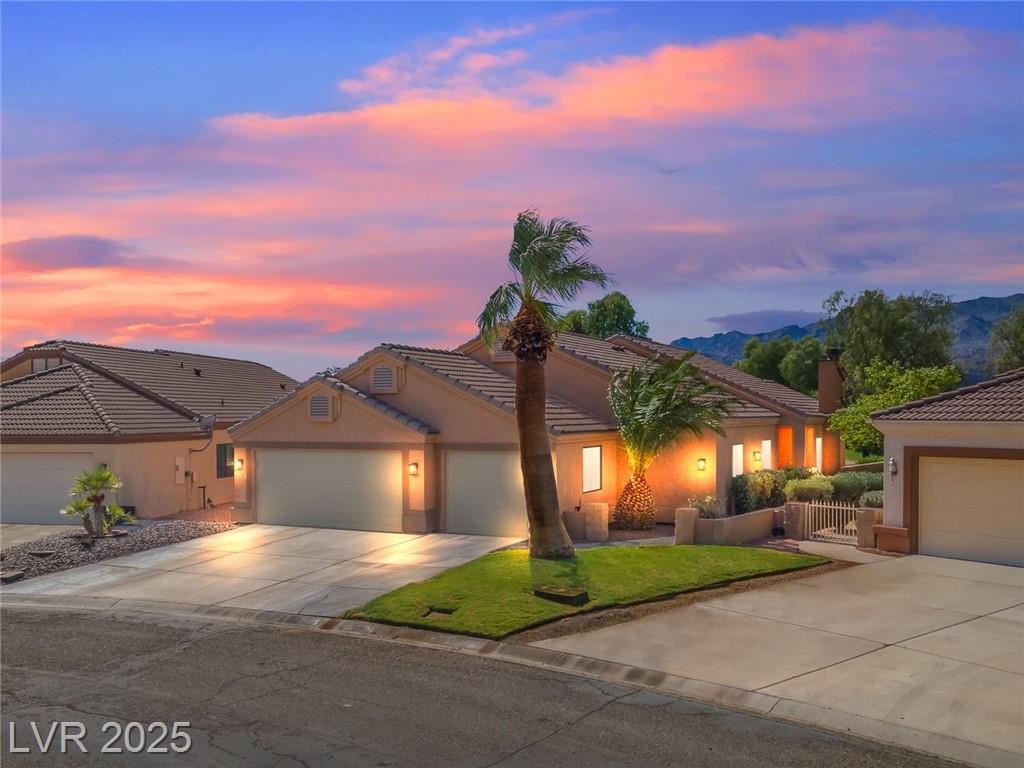 1428 Palm DR