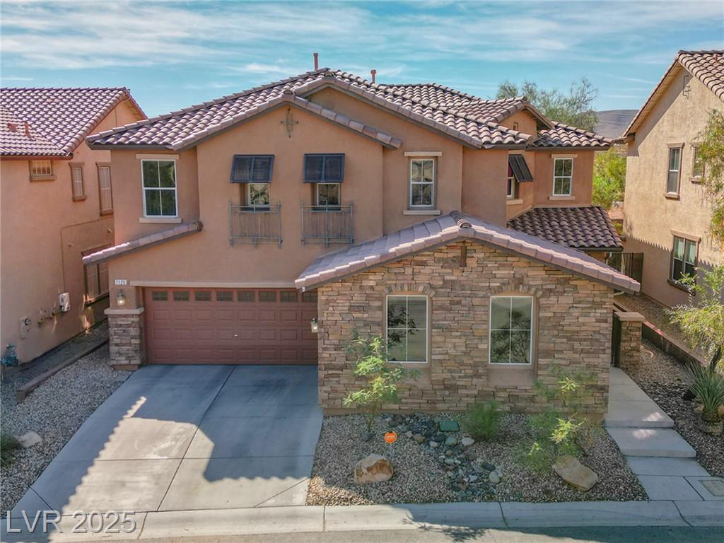 7125 Mountain Den AVE