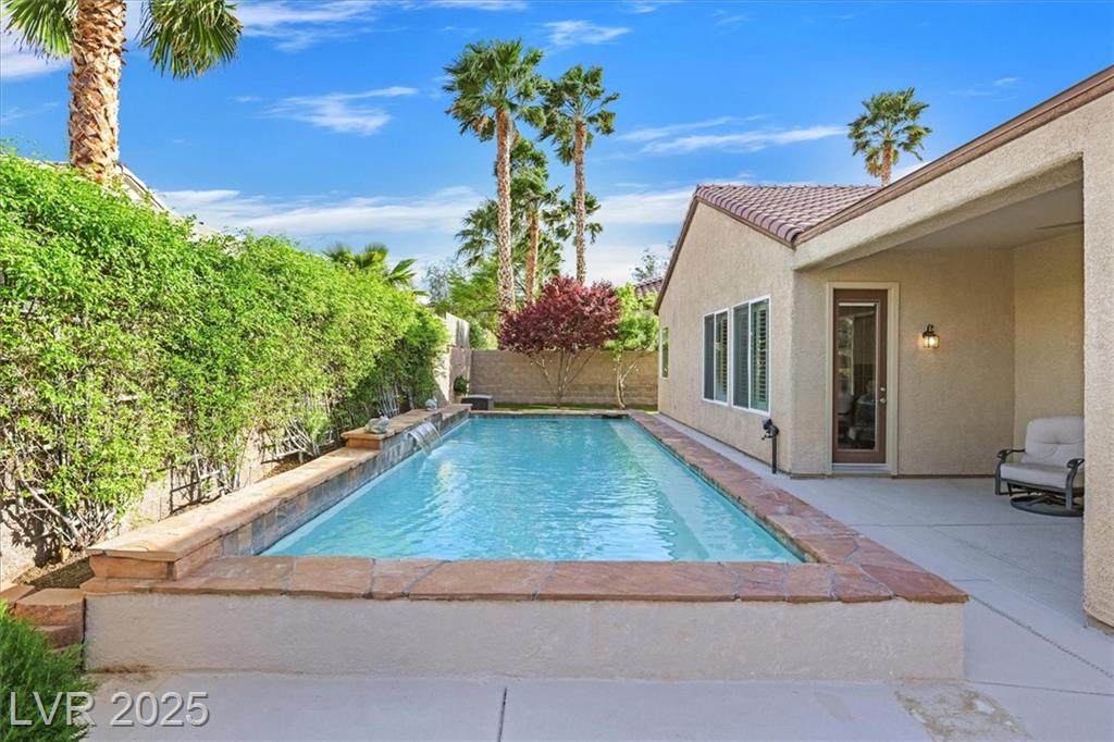 2132 Twin Falls DR