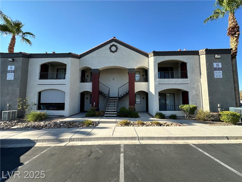 950 SEVEN HILLS DR