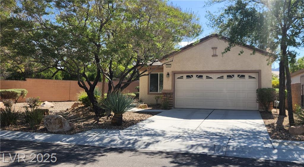 2403 Andromeda AVE