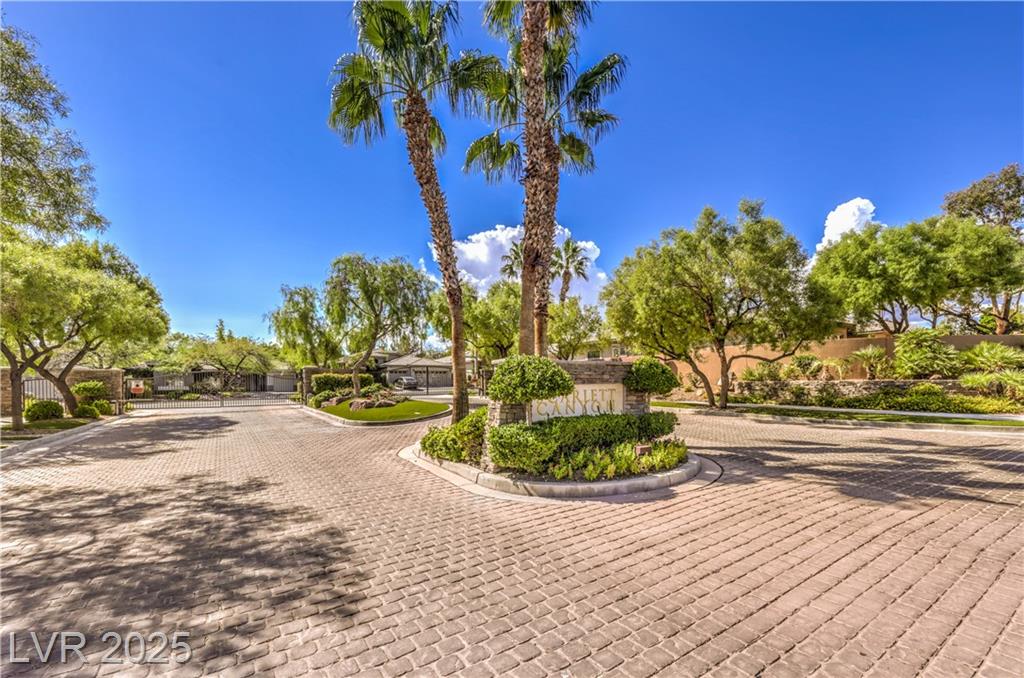609 Point Ridge PL