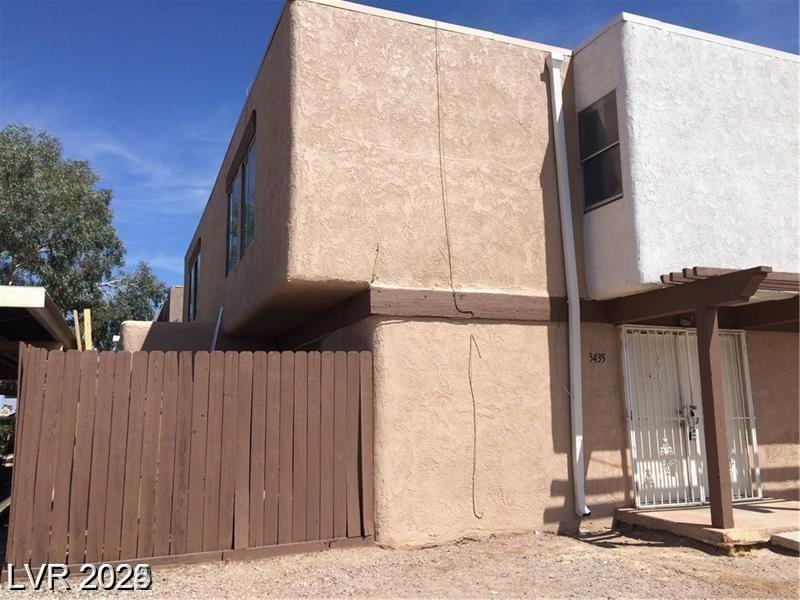 3435 Villa Knolls South DR