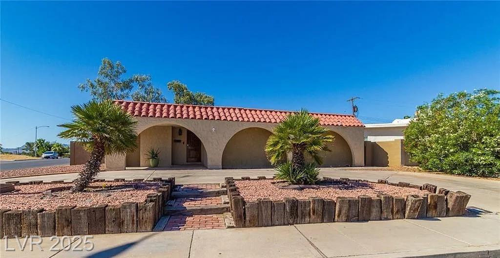 5149 Sun Valley DR