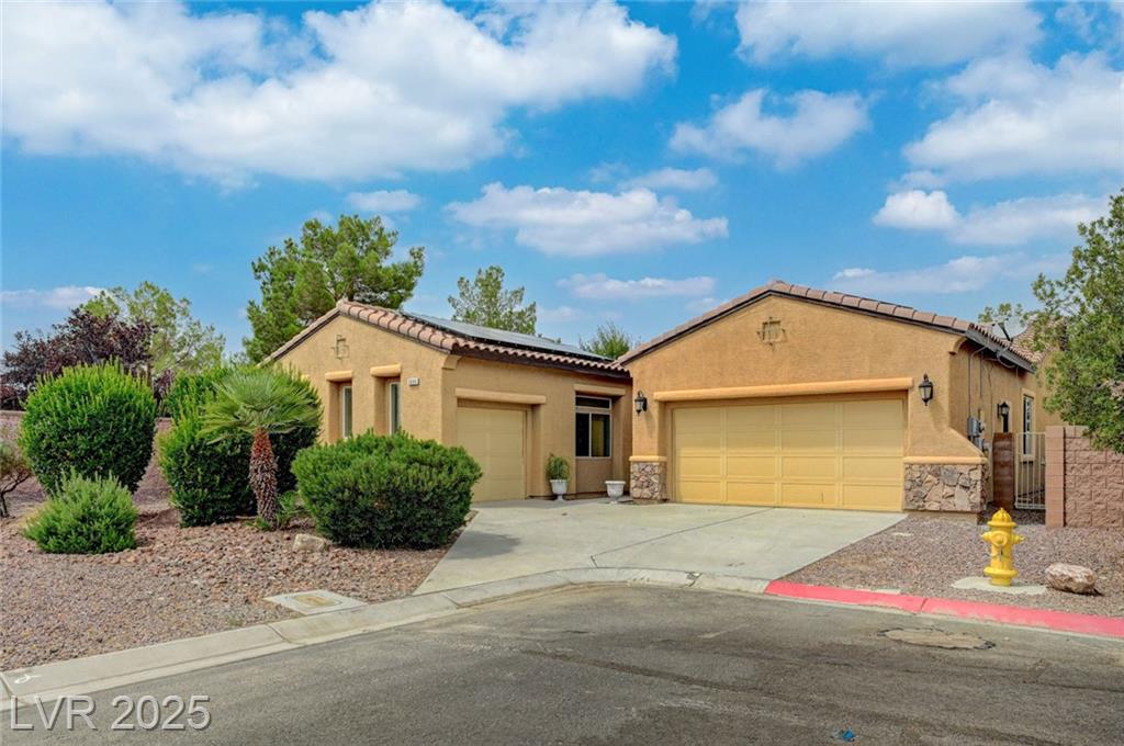 5698 Hoptree DR