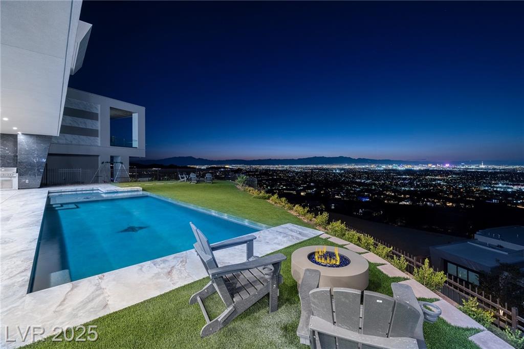 616 Scenic Rim DR