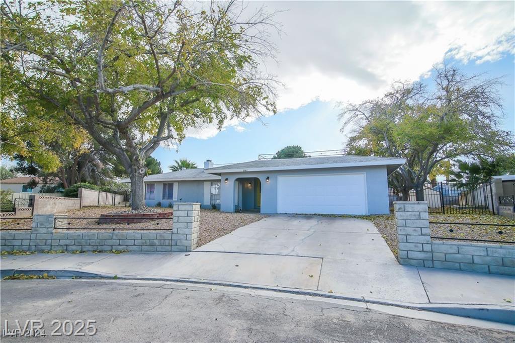 3087 Capistrano CT