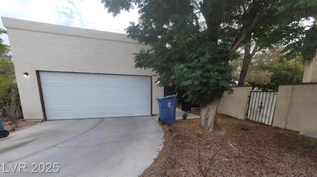 3805 Twig LN