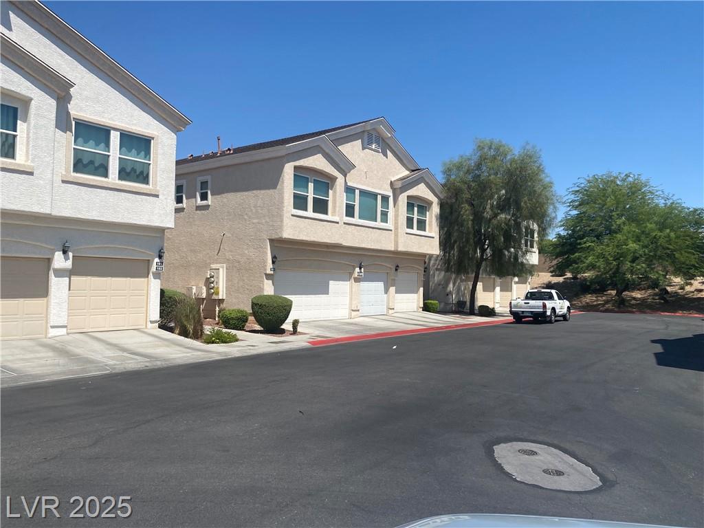 6580 Clara Bow AVE