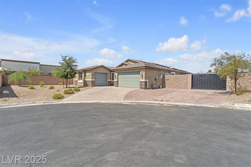 232 Star Ruby CT