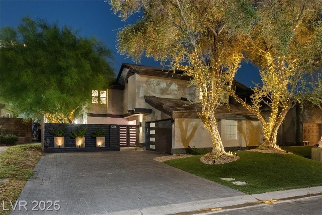 1056 Pinehurst DR