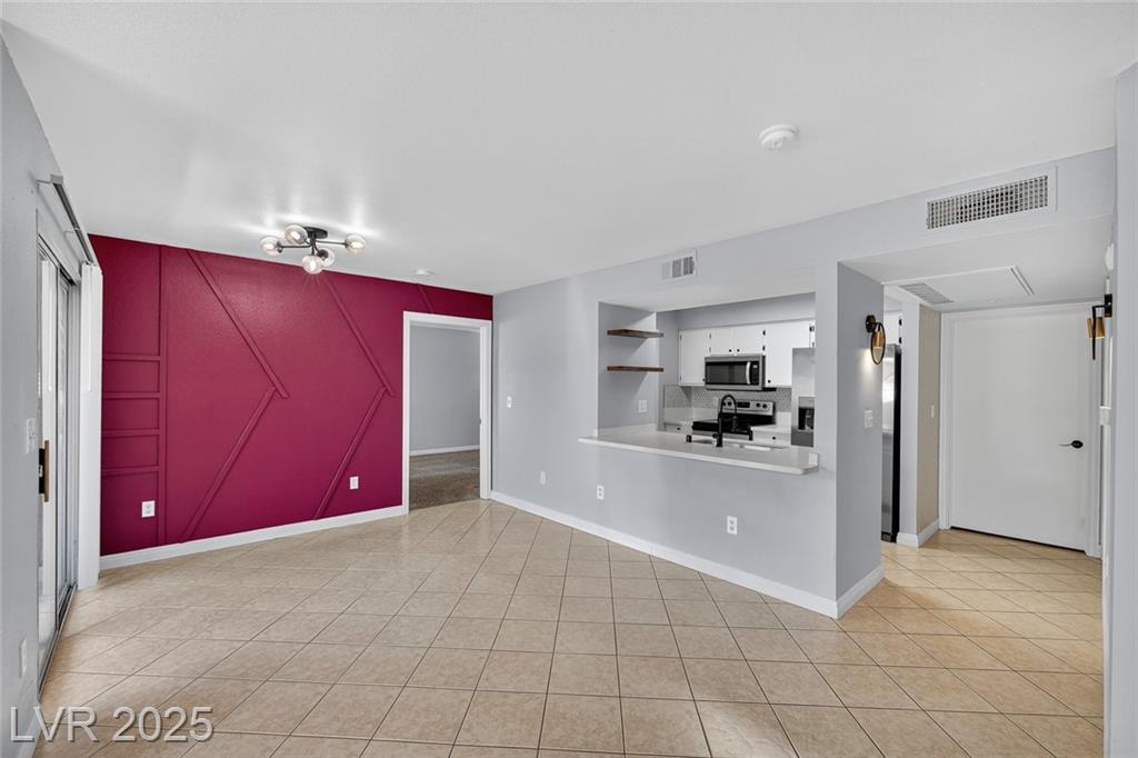 1150 Buffalo DR