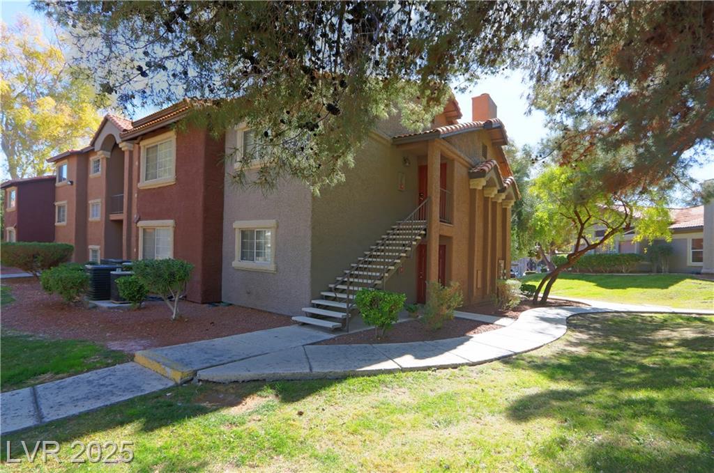 2750 Durango DR