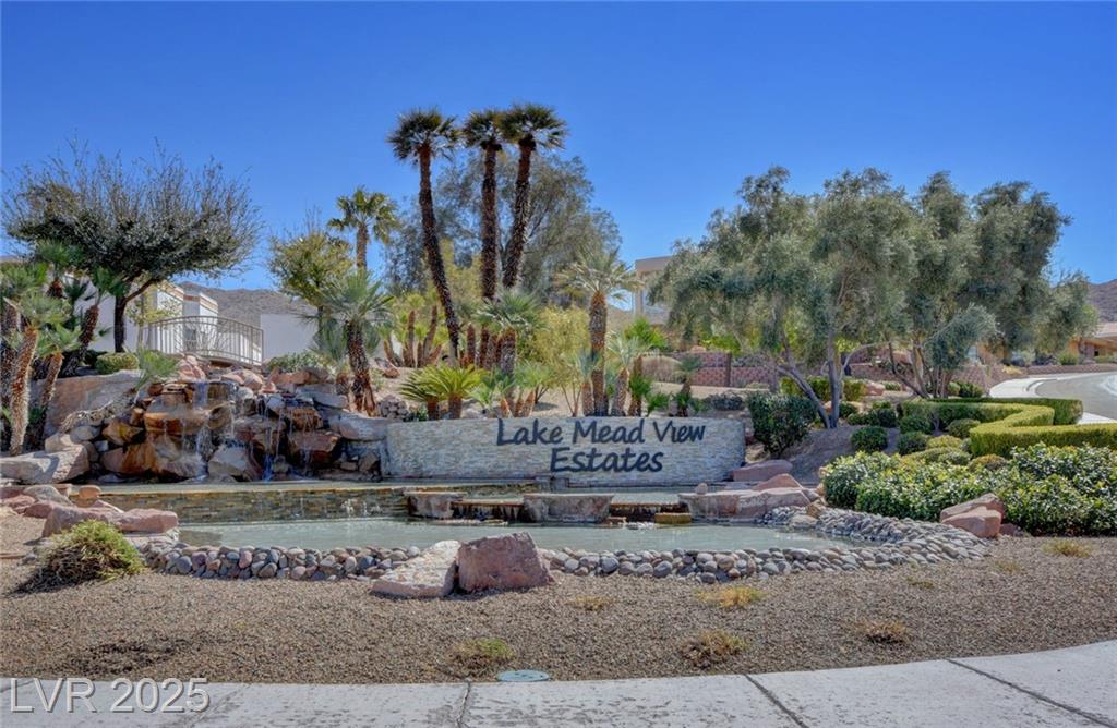 105 Red Rock RD