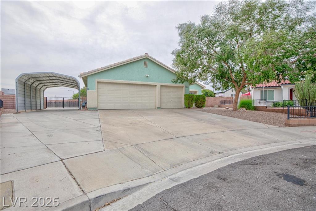 850 Grape Vine AVE