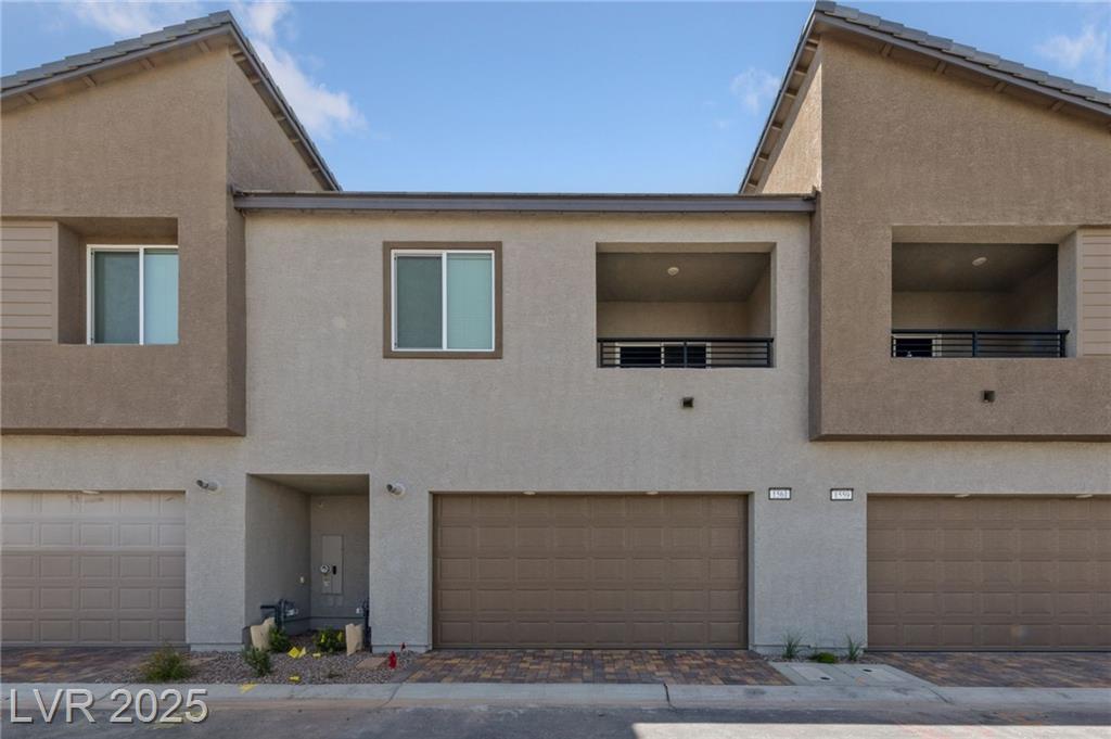 1561 Layla Crossing AVE