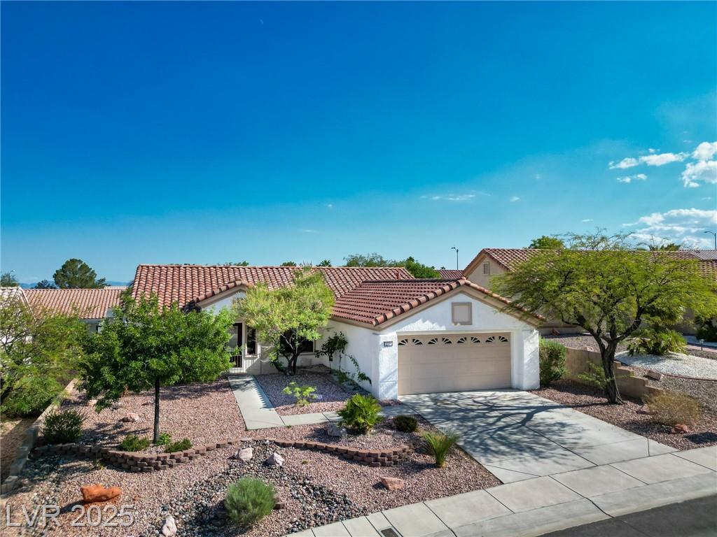 2728 Darby Falls DR