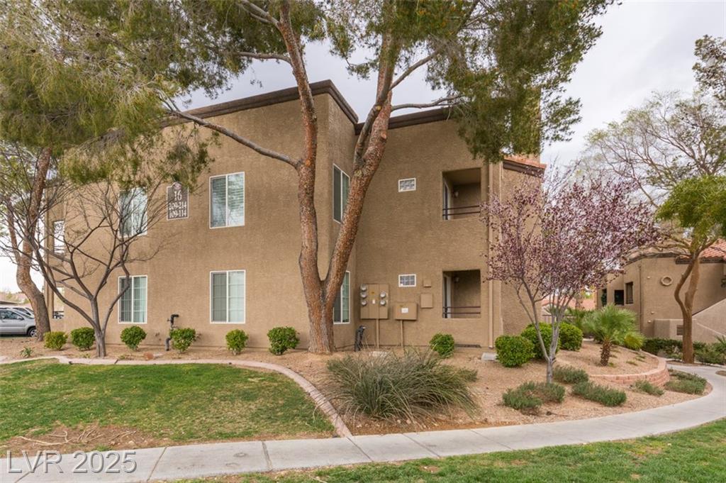 9325 DESERT INN RD
