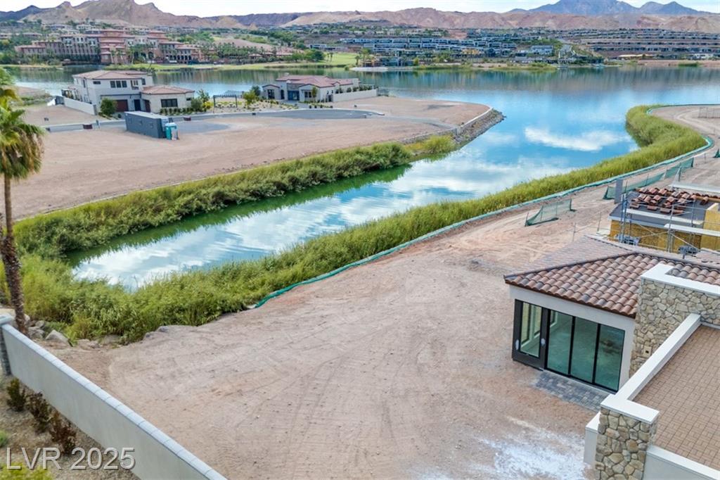 45 Bellissima Lago CT