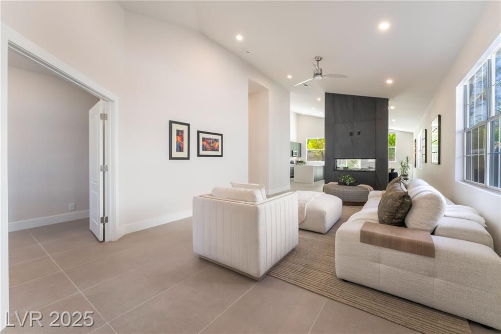 9332 Sienna Vista DR
