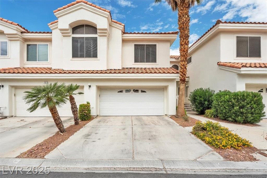 7632 Rolling View DR
