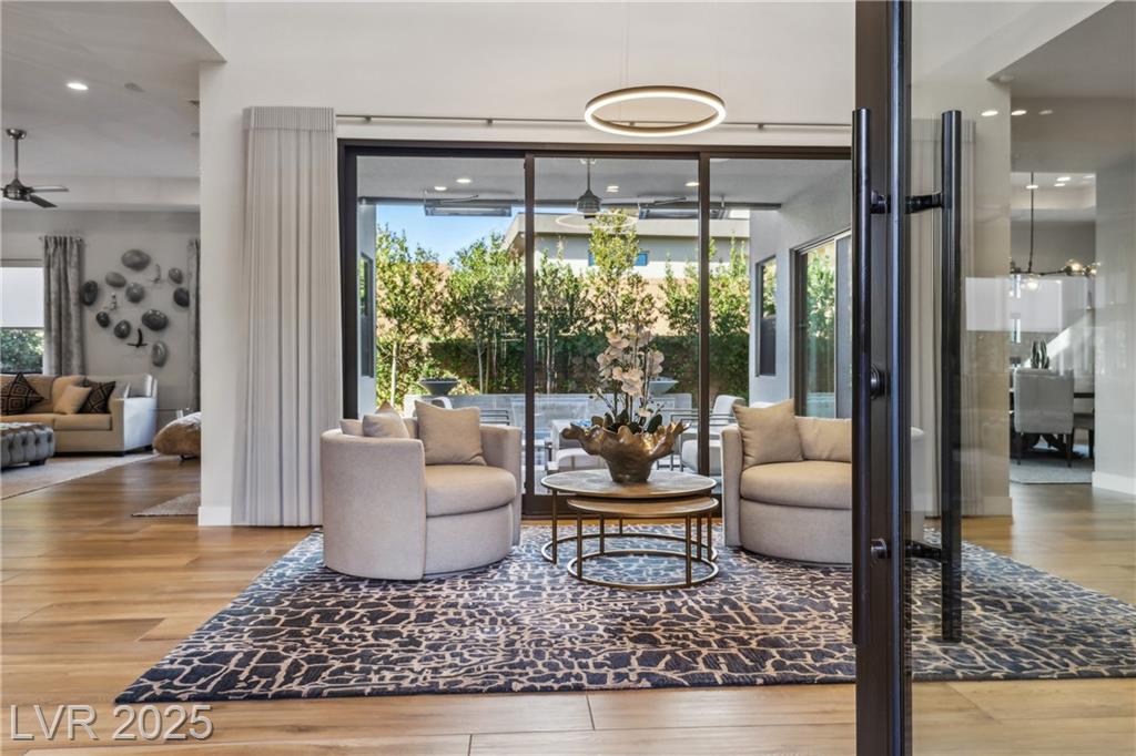 5 Moonfire DR
