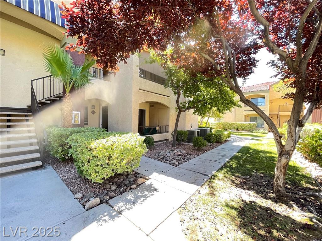 7885 FLAMINGO RD
