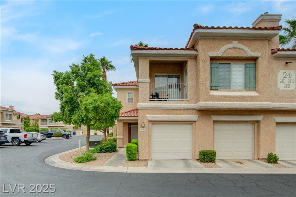 251 Green Valley PKWY