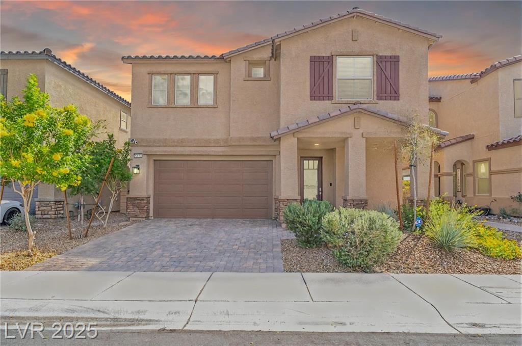 8130 Skye Desert DR