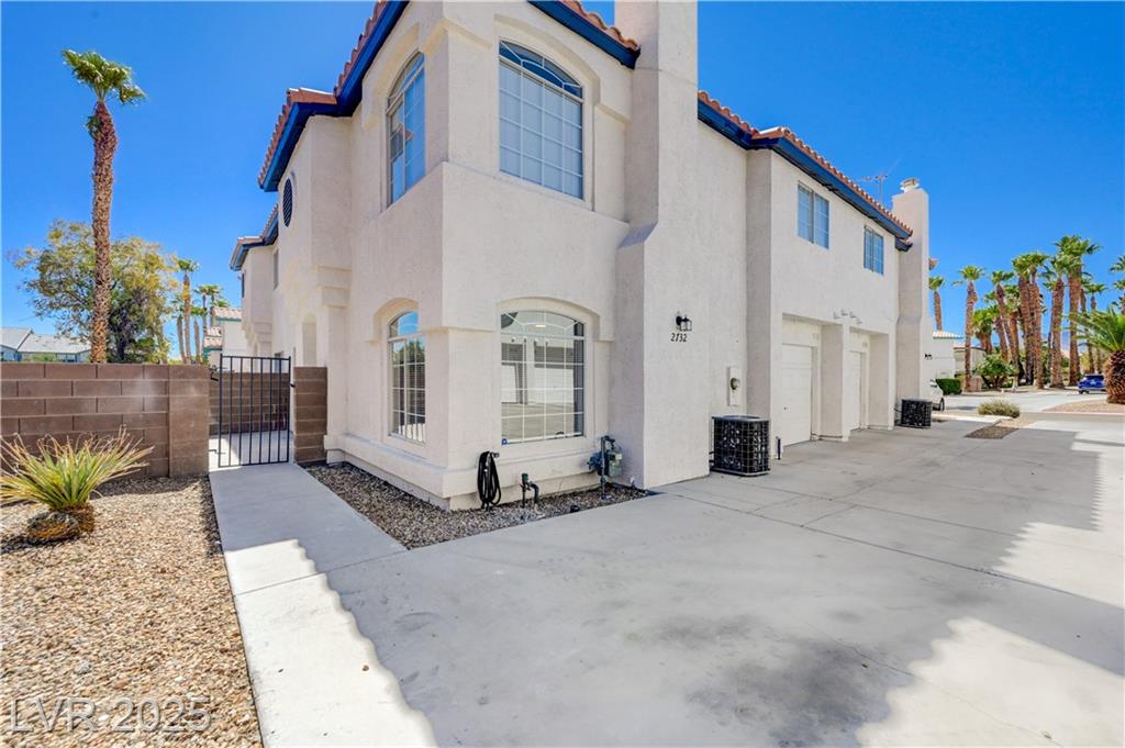 2732 Stargate ST